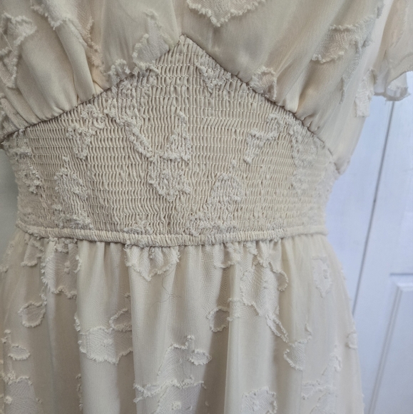 Simplee Boho Floral Dress - Picture 3 of 10